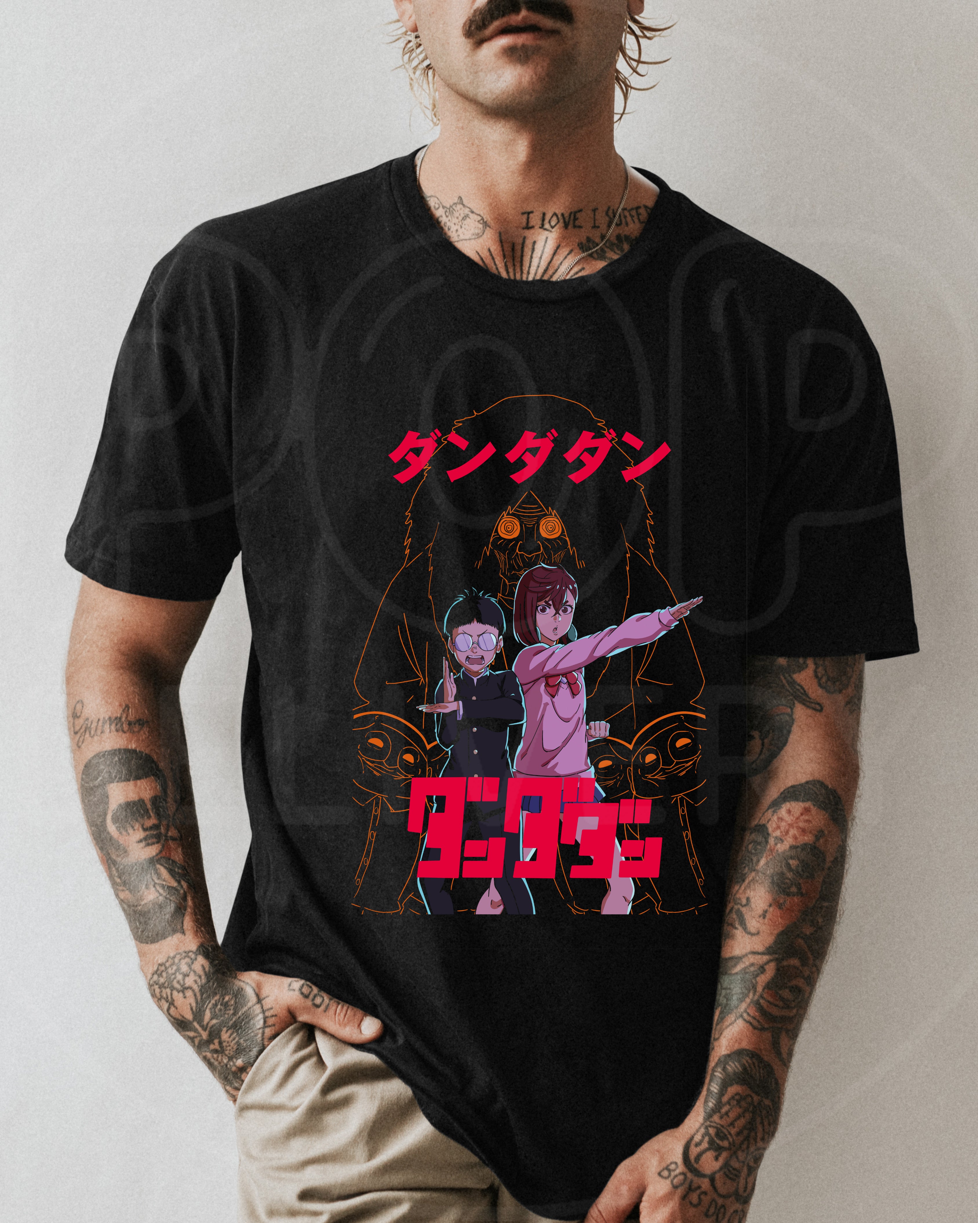 Camisa Momo &amp; Okarun – Dandadan (Caos al Acecho)